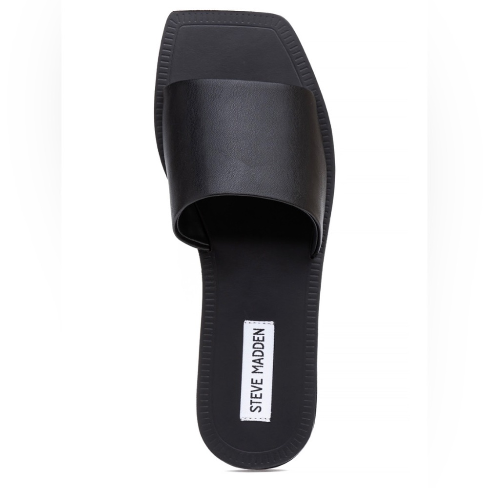 Steve Madden Nixi Black Leather Sandal